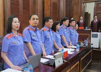 Bắt đầu xét xử Trương Mỹ Lan và 80 đồng phạm