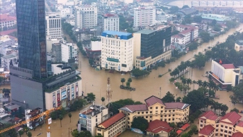 Hỗ trợ khẩn cấp 350 tỷ đồng cho TP Huế, Quảng Trị, Quảng Ngãi khắc phục thiệt hại mưa lũ