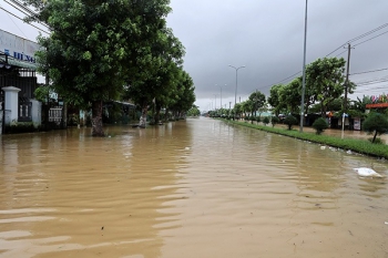 Thời tiết ngày 29/10: Mưa lớn kéo dài từ TP Huế đến Quảng Ngãi, nguy hiểm cơ cao quét và bảo vệ đất