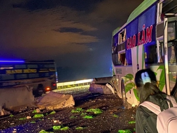 26 người gặp nạn trên cao tốc Phan Thiết - Dầu Giây