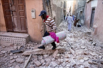 Số nạn nhân trong trận động đất ở Maroc lên đến gần 1.000 người