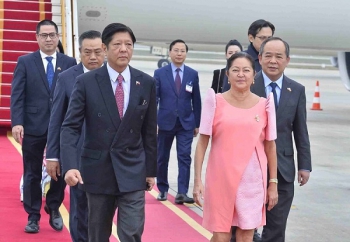 Tổng thống Philippines bắt đầu chuyến thăm cấp Nhà nước tới Việt Nam
