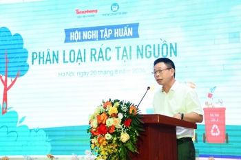 Lan tỏa hành động phân loại rác tại nguồn trong trường học và gia đình