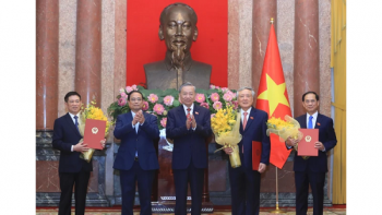 Tổng Bí thư, Chủ tịch nước Tô Lâm trao quyết định bổ nhiệm 3 Phó Thủ tướng và 2 Bộ trưởng