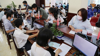 Giữ nguyên lương, phụ cấp cho cán bộ bị ảnh hưởng của sắp xếp đơn vị hành chính trong 6 tháng