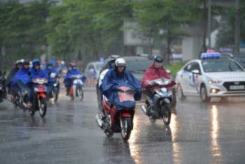 Thời tiết ngày 19/5: Phía Đông Bắc Bộ có mưa vừa, mưa to và dông
