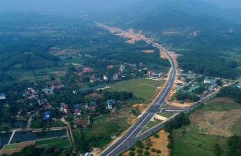 Dự kiến đầu tư hơn 22.000 tỉ đồng mở tuyến cao tốc xuyên núi Tây Bắc