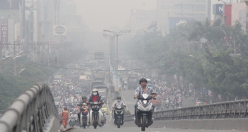 Ô nhiễm khó gỡ nếu không chuyển đổi phương tiện