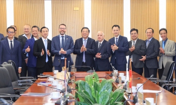 Tăng cường hợp tác đường sắt, hàng không Việt Nam - Vương quốc Anh