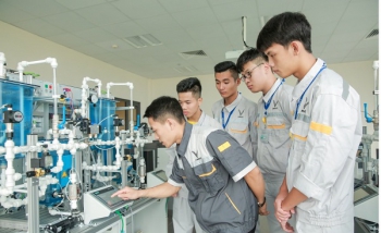 Chuẩn nghề nghiệp giáo viên giảng dạy trình độ trung cấp nghề