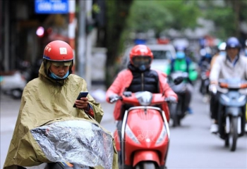 Không khí lạnh tăng cường, miền Bắc mưa rét, mưa lớn ở Trung Bộ vẫn tiếp diễn