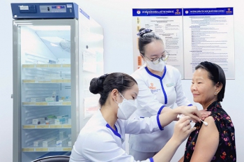 Vaccine RSV thế hệ mới phòng viêm phổi triển khai tại Hệ thống tiêm chủng VNVC toàn quốc