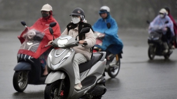 Bắc Bộ trời rét, mưa rải rác, Nam Bộ nắng ấm