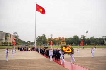 Lãnh đạo Đảng, Nhà nước vào Lăng viếng Chủ tịch Hồ Chí Minh nhân 80 năm Ngày Tổng tuyển cử đầu tiên