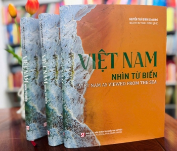 'Việt Nam - Nhìn từ biển': Hành trình khám phá vẻ đẹp bất tận của biển đảo Việt Nam