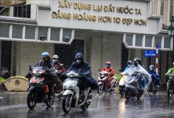 Bắc Bộ mưa dông diện rộng, Nam Bộ tiếp tục nắng nóng