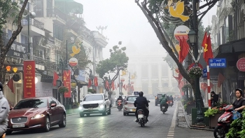 Mưa dông xuất hiện nhiều nơi, Bắc Bộ tiếp tục rét về đêm và sáng