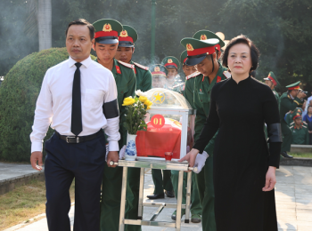 'Chiến dịch 500 ngày đêm' tiếp tục hành trình đưa các liệt sĩ trở về với đất mẹ