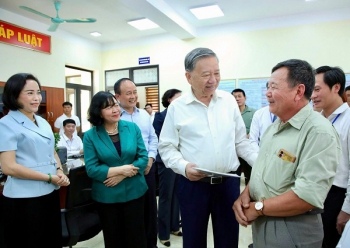 Sơ kết 1 năm vận hành chính quyền 3 cấp: Đo ‘chất lượng’ bộ máy sau sắp xếp