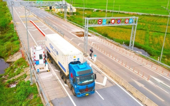 Khẩn trương lắp đặt hệ thống cân tải trọng xe trên cao tốc Bắc-Nam