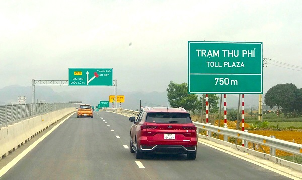Công bố mức phí xe lưu thông trên 5 tuyến cao tốc
