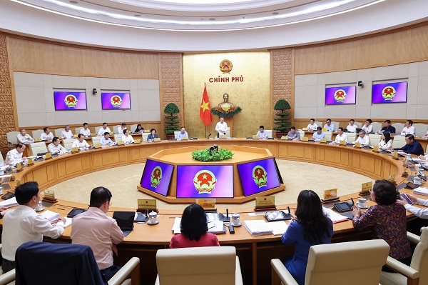 Thủ tướng Lê Minh Hưng chủ trì phiên họp thường kỳ đầu tiên của Chính phủ khóa XVI