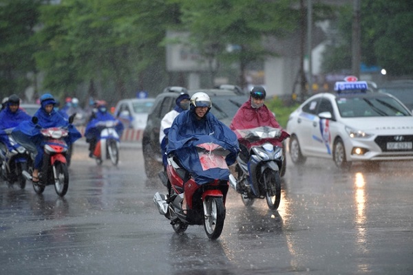 Mưa dông diện rộng, Bắc Bộ có nơi mưa rất to