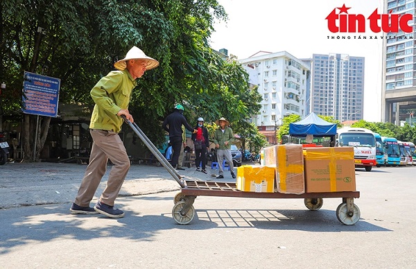 Thời tiết ngày 24/6: Nắng nóng gay gắt ở Bắc Bộ, Trung Bộ; có nơi trên 40 độ C